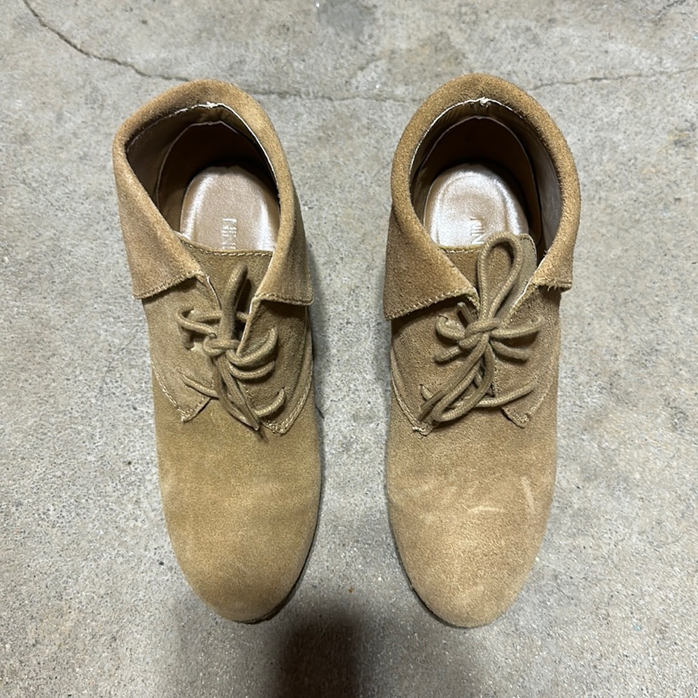 Suede bootie